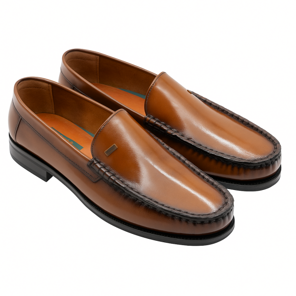 Dakotas VIC Hi-Shine Moc – Tan