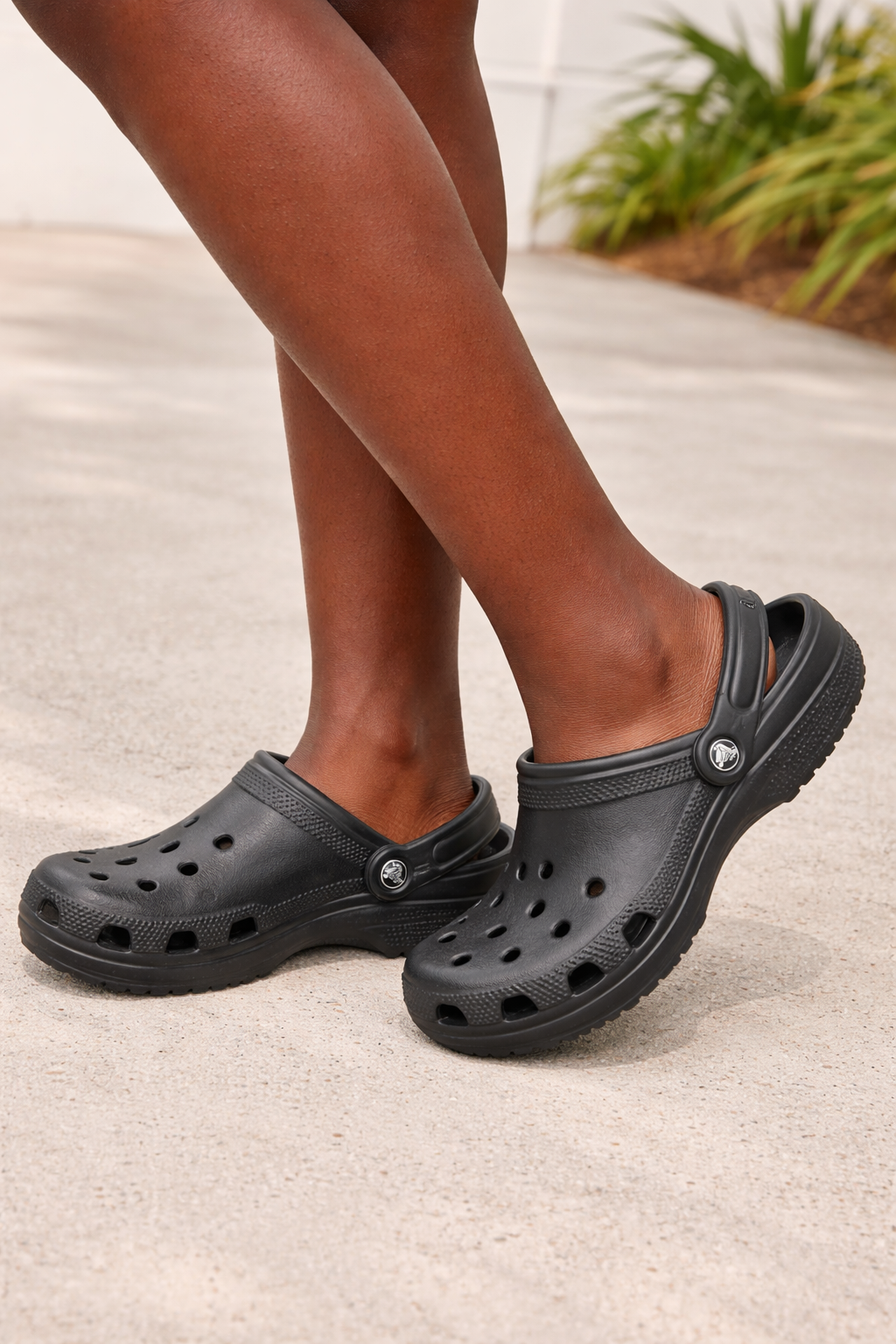 Crocs Classic Clog – Black - Image 2