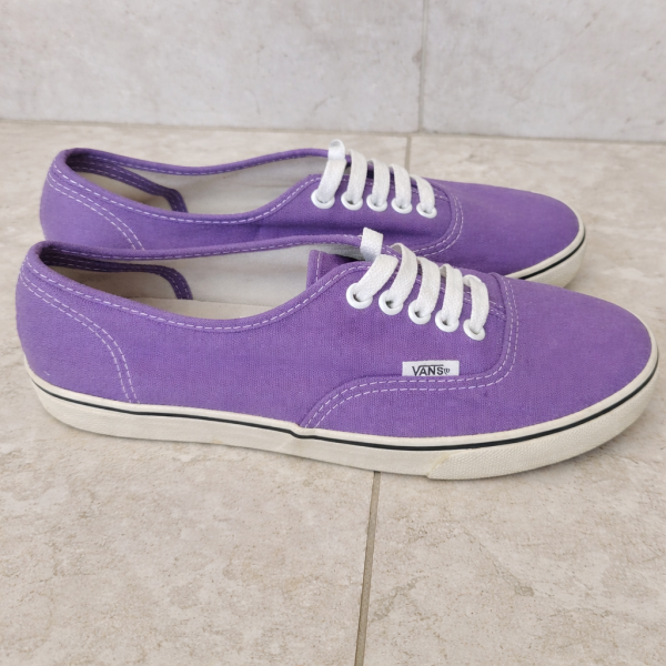 Vans Canvas Sneakers – Purple (Shop-Soiled) – Size 5