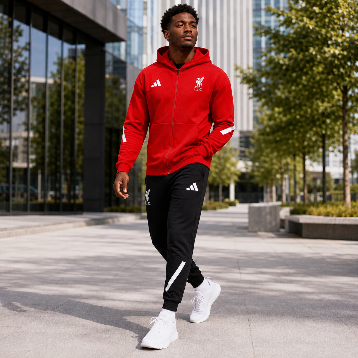 Liverpool 2025/26 Red Full-Zip Hoodie Tracksuit Set – Medium In Stock - Image 6