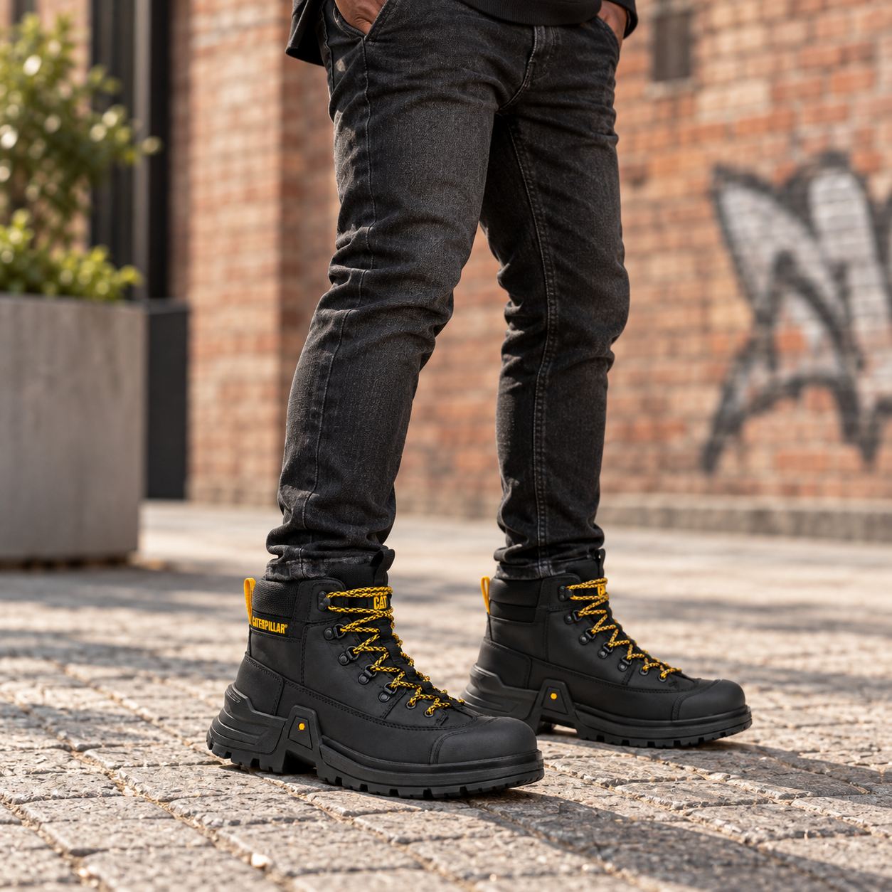 Caterpillar Colorado Expedition Hiker Men’s Boots – Black - Image 2