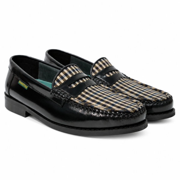 Dakotas Hugh Hi-Shine Moccasins – Black Check Detail