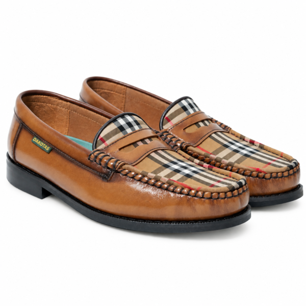 Dakotas Hugh Hi-Shine Moccasins – Tan Check Detail